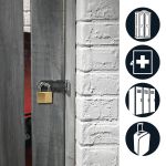 Master Lock 60mm Brass Padlock with 2 Keys 160EURD image 3