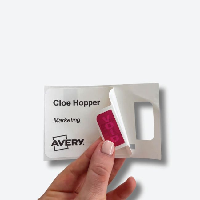 Avery Self-Adhesive Visitor Paper Badges Roll with Expiring Tabs 4851E-THR image 1