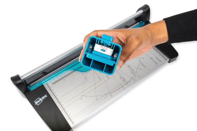 Avery Multi-Cut 4-In-1 Paper Trimmer A4 4X1TR4 image 2