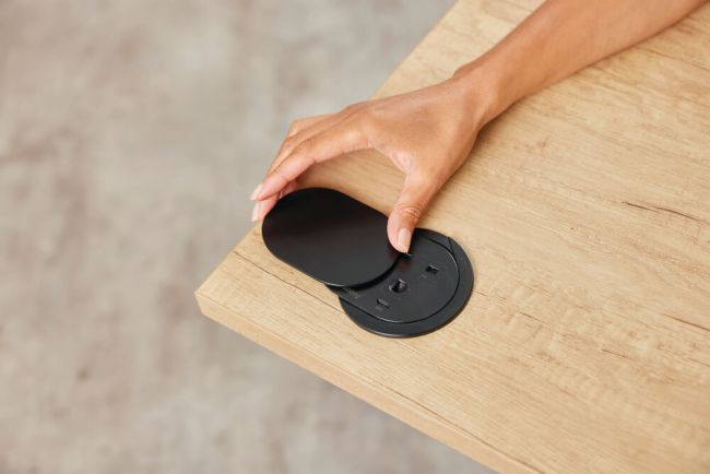 Fellowes Power Spot Type G UK/IE 1 Socket and 1 USB C Port Black 100136977 image 6