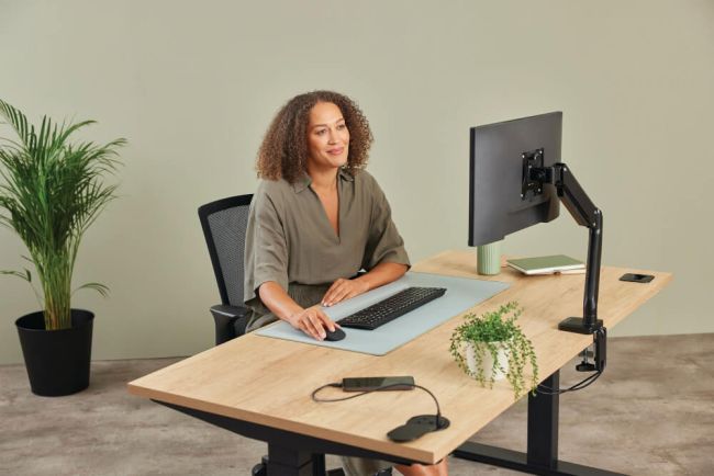 Fellowes Power Spot Type G UK/IE 1 Socket and 1 USB C Port Black 100136977 image 7