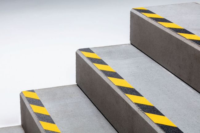 Durable DURALINE GRIP+ Strong Anti Slip Hazard Warning Floor Tape 50mmx15m Yellow/Black 1097130 image 3