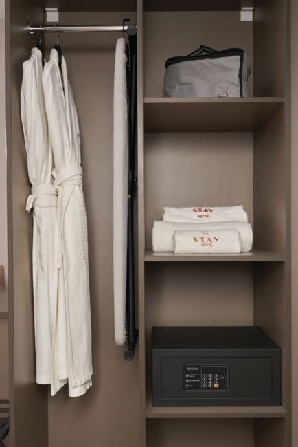 Westminster Digital Laptop Safe Black 9575 image 3