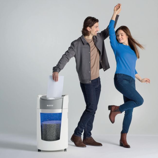 Leitz Optimax Micro-Cut P-5 Shredder White 83601000 image 7