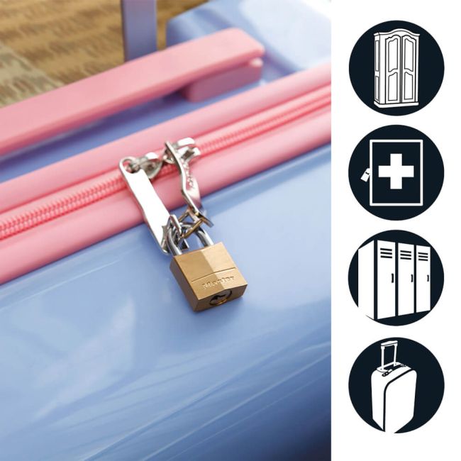 Master Lock 30mm Brass Padlock with 2 Keys (Pack of 2) 130EURT image 3