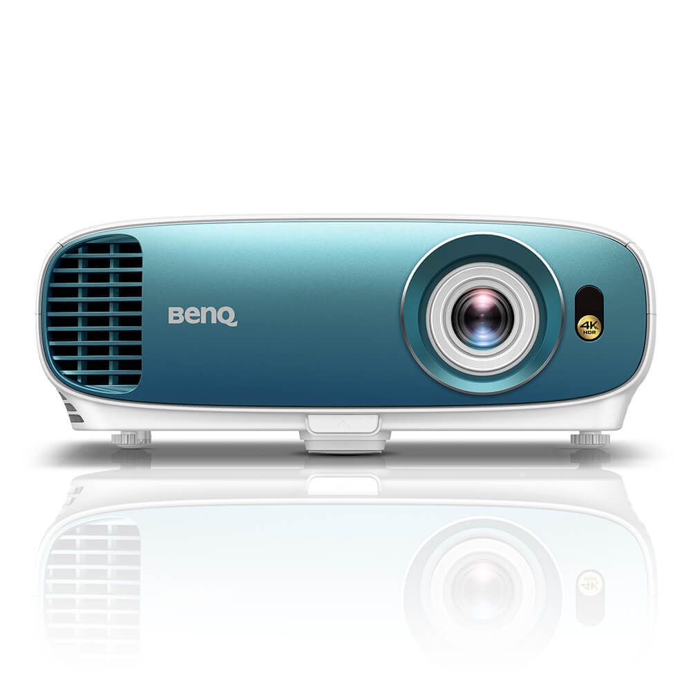 BenQ TK800 ホームシアタープロジェクター スポーツも映画鑑賞もまるごと楽しむ。BenQの4Kプロジェクター「TK800